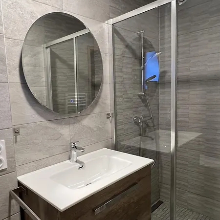 Arthur - Snow And Trek - Centre Apartman *